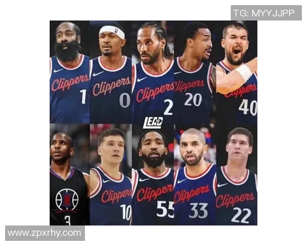 以足球球星为核心组成一支强大队伍探索球场上的超凡组合与无敌阵容