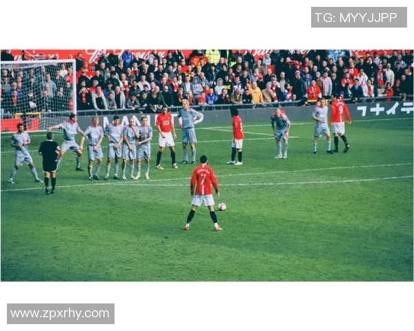 足球三大巨星同框合影 展现无敌球场魅力与友谊情深